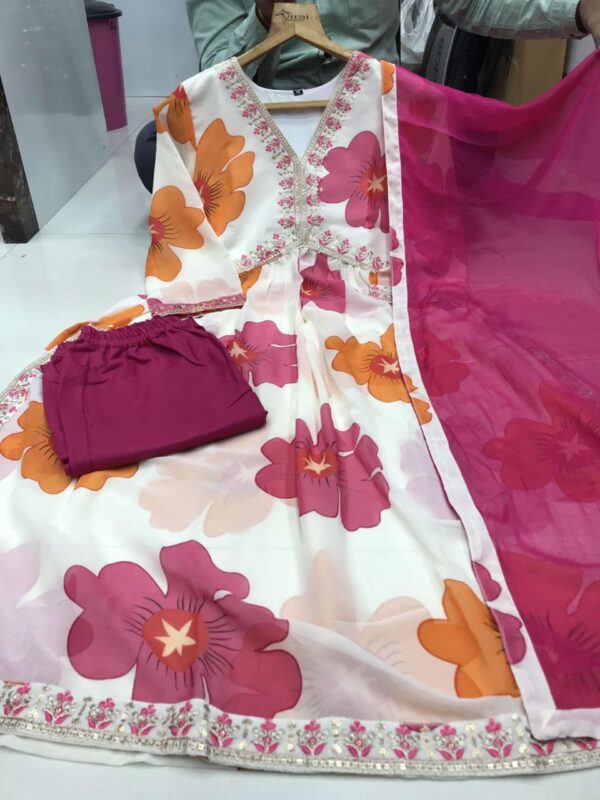 Kurti C24 - Image 5