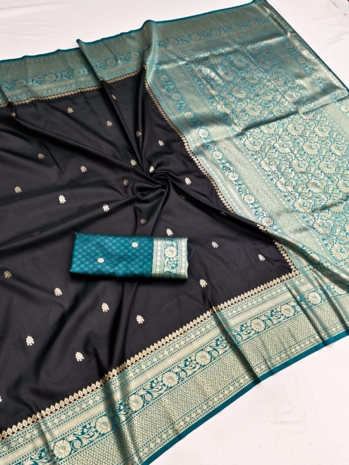 Saree 144 - Image 16